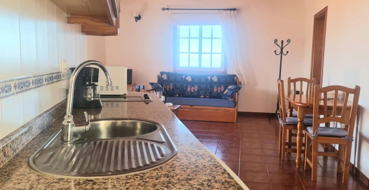 Appartamento Vivienda Vacacional Los Geranios Tazacorte Esterno foto